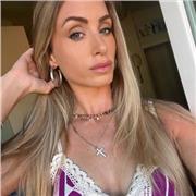 Laureata in Lingue e Letterature Straniere a Pisa e laureata in Scienze Motorie